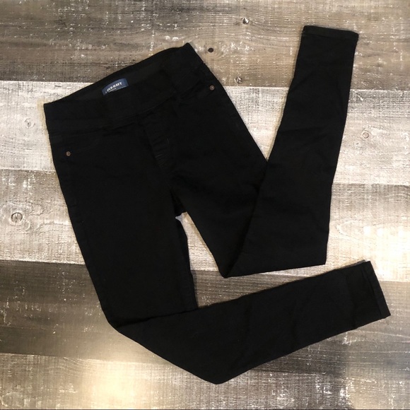 Old Navy Denim - Old Navy Rockstar Black denim jeans size 2